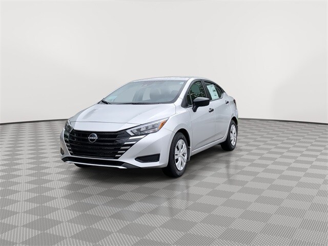 2025 Nissan Versa 1.6 S photo 4