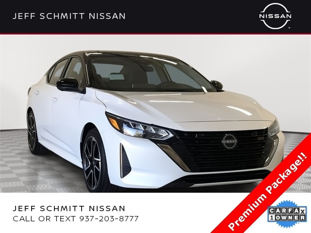 2025 Nissan Sentra SR's photo