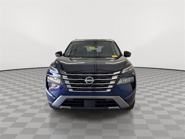 2024 Nissan Rogue SL photo 3