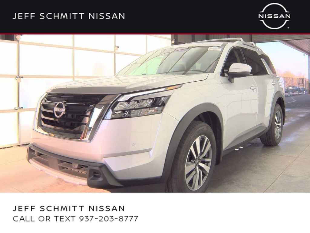 Certified 2025 Nissan Pathfinder SL SUV