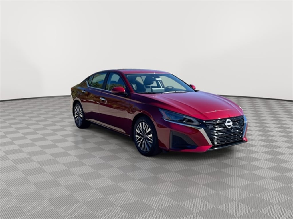 New 2025 Nissan Altima SV Sedan