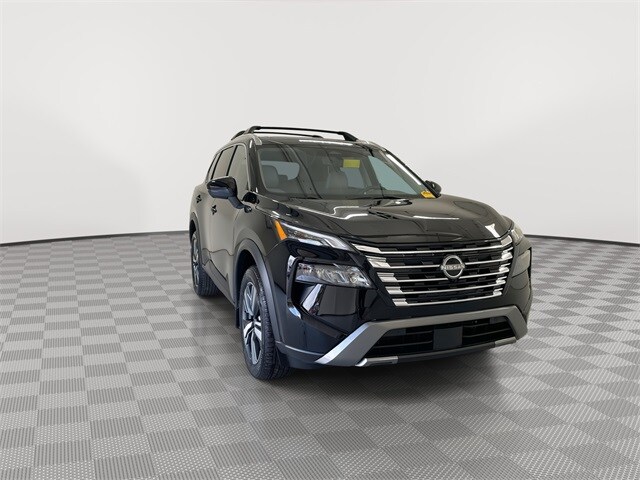 2024 Nissan Rogue SL photo 3