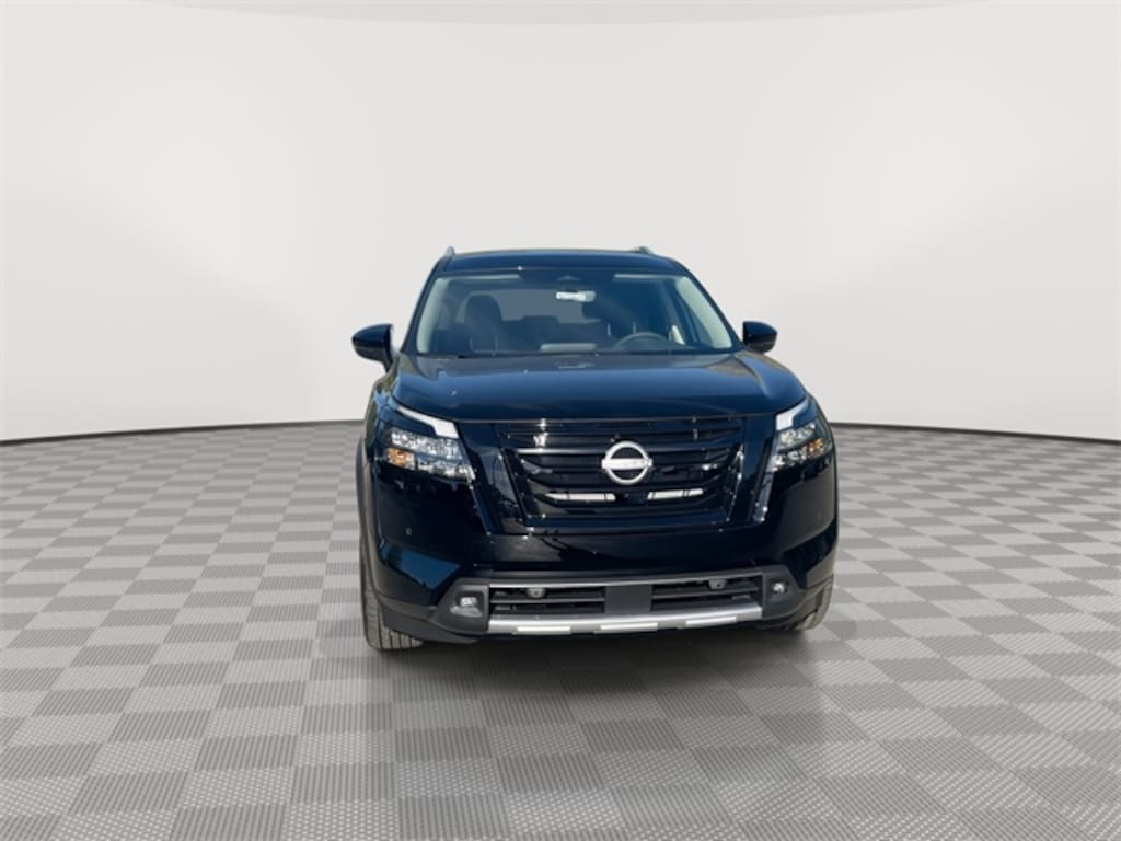 New 2025 Nissan Pathfinder SL SUV