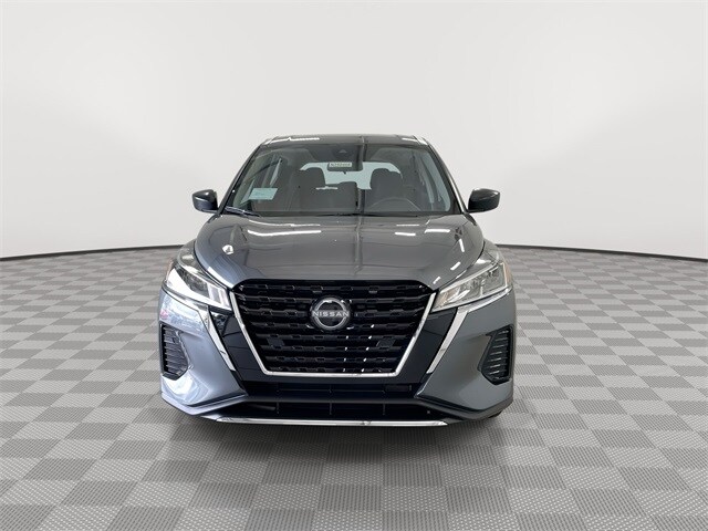 2025 Nissan Kicks Play S photo 4