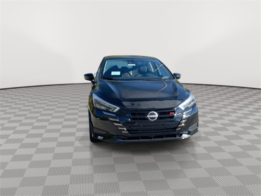 New 2025 Nissan Versa 1.6 SR Sedan