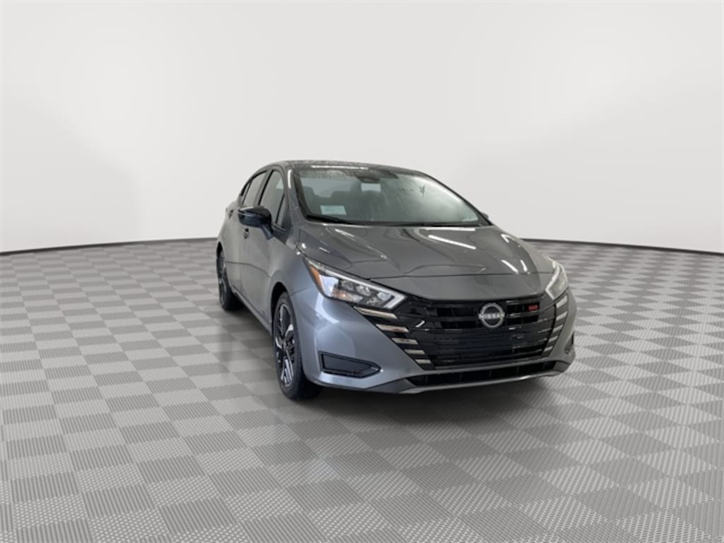 New 2025 Nissan Versa 1.6 SR Sedan