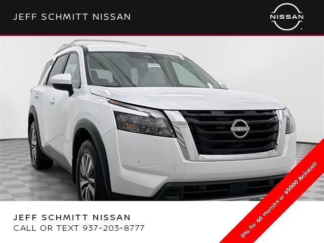 2025 Nissan Pathfinder SL's photo