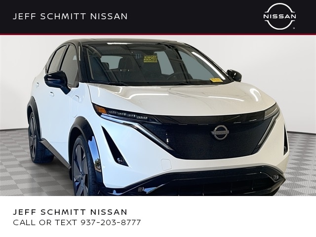 2024 Nissan ARIYA Platinum+'s photo