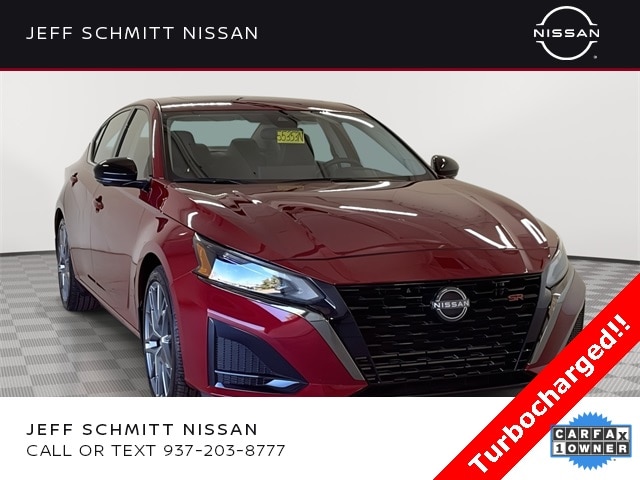 2024 Nissan Altima SR's photo