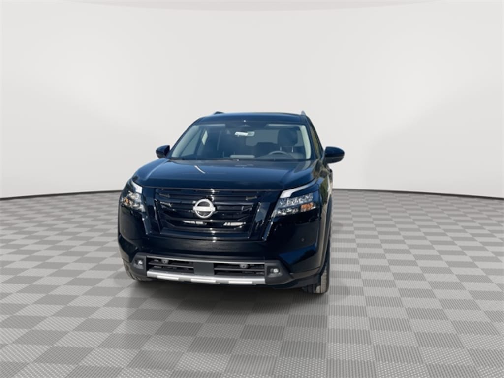 New 2025 Nissan Pathfinder SL SUV