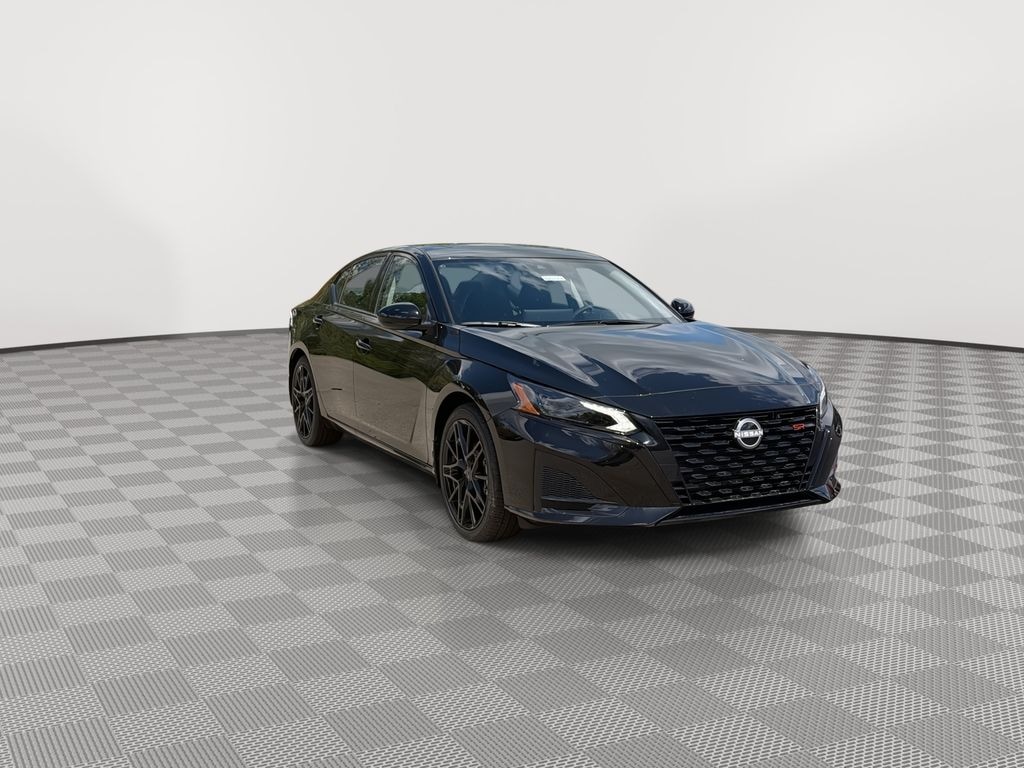 New 2026 Nissan Altima SR Sedan