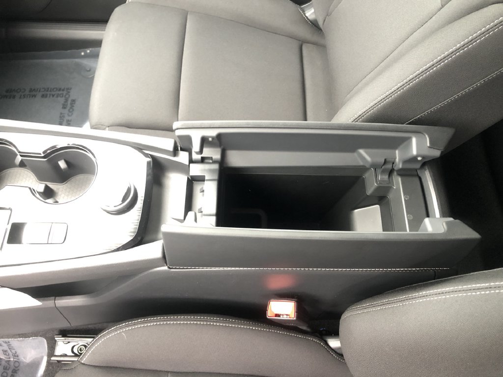 2025 Nissan Rogue S - Photo 24
