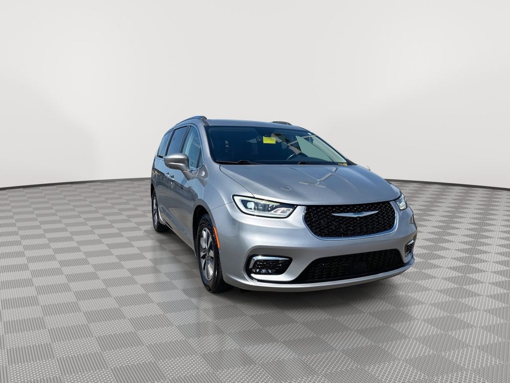 Used 2021 Chrysler Pacifica Hybrid Touring L Van Passenger Van