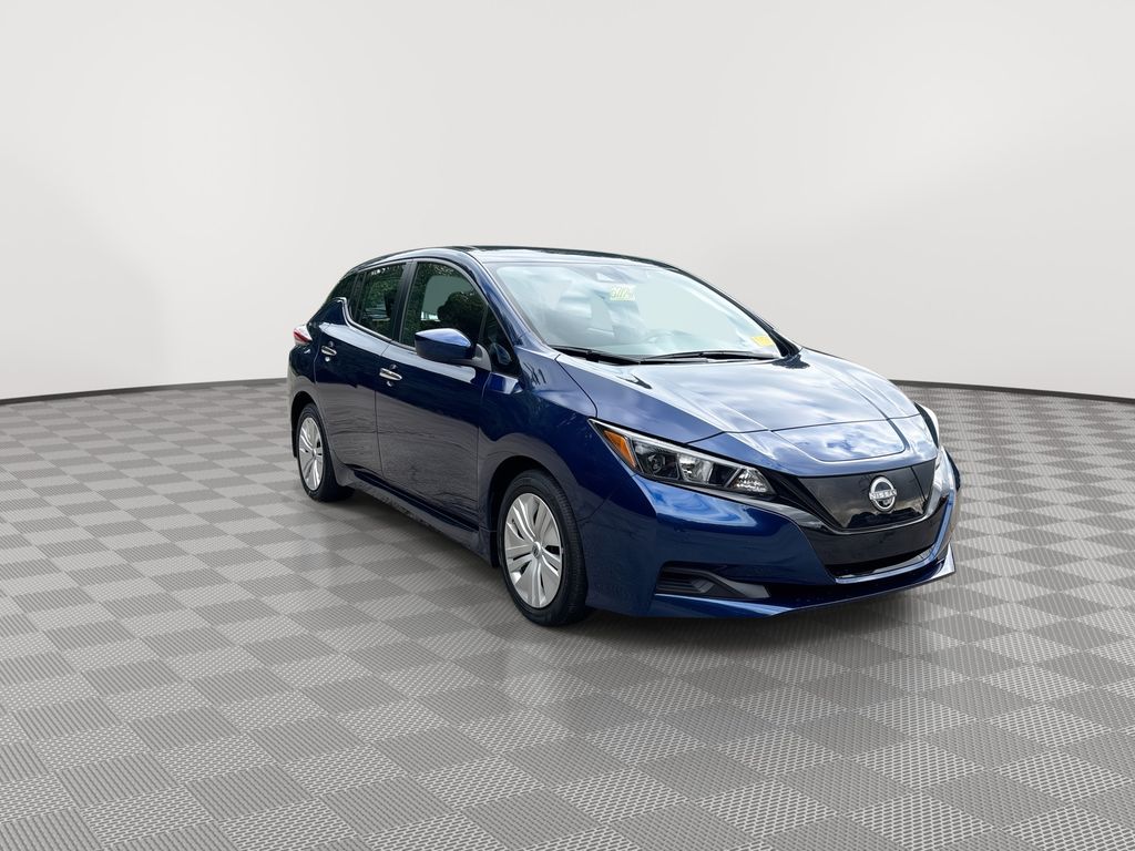 Certified 2025 Nissan Leaf S with VIN 1N4AZ1BV6SC558631 for sale in Beavercreek, OH