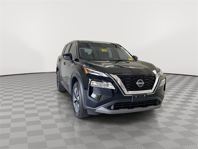 2023 Nissan Rogue SV photo 2