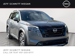 2025 Nissan Pathfinder Platinum SUV