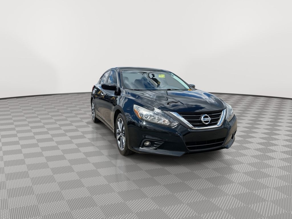 Used 2017 Nissan Altima 2.5 SR Sedan