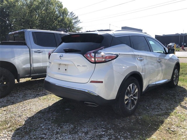 2015 Nissan Murano SL photo 2