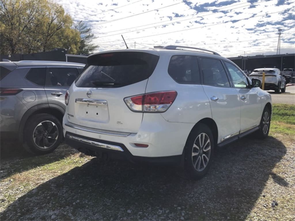 Used 2015 Nissan Pathfinder SL SUV
