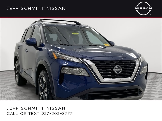 2023 Nissan Rogue SV's photo