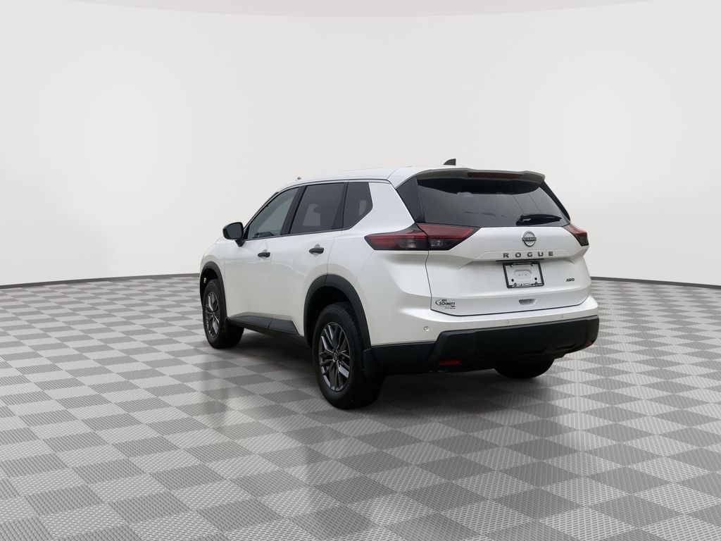 2025 Nissan Rogue S - Photo 9