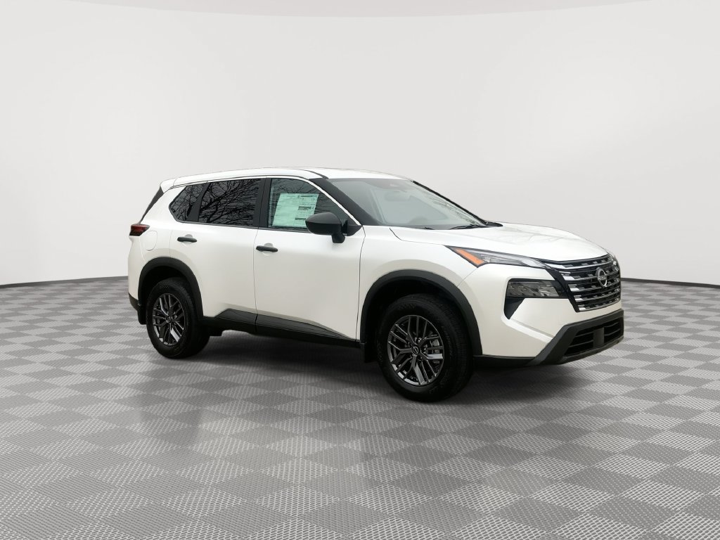 2025 Nissan Rogue S - Photo 15