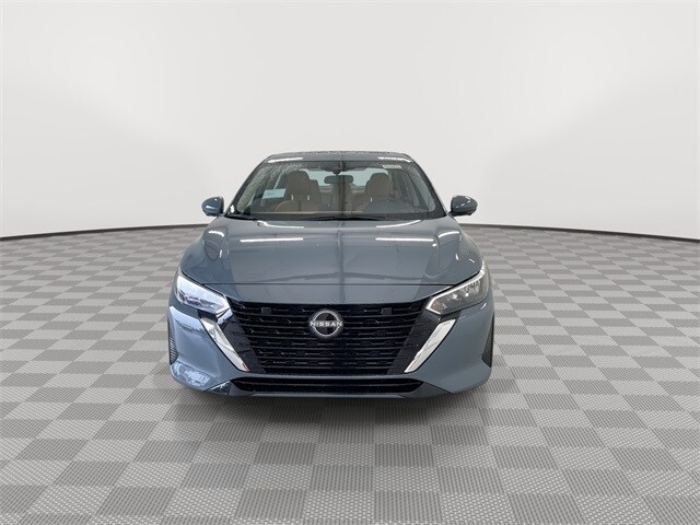 2025 Nissan Sentra SV photo 4
