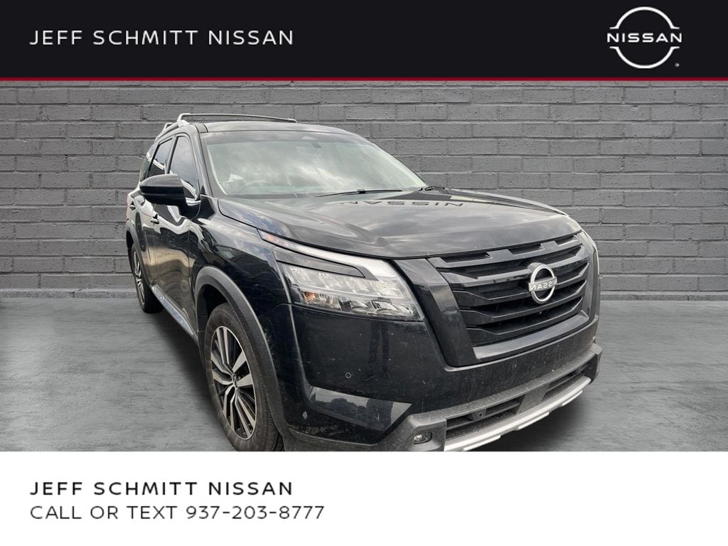 Used 2025 Nissan Pathfinder Platinum SUV