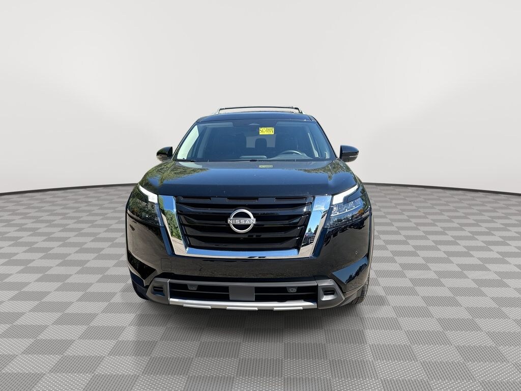 Certified 2025 Nissan Pathfinder SL SUV
