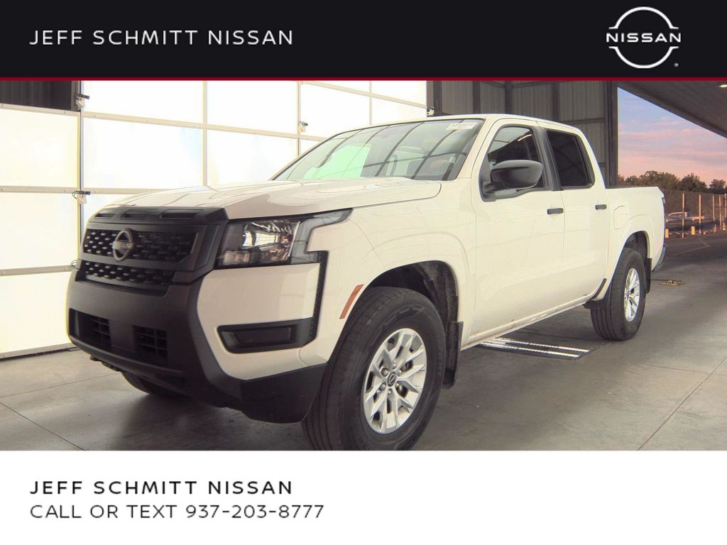 2025 Nissan Frontier S Crew Cab 4x4's photo