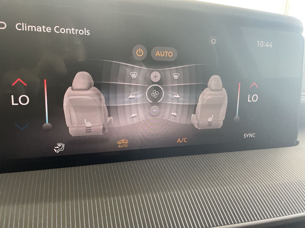 2025 Nissan Murano SV - Photo 31