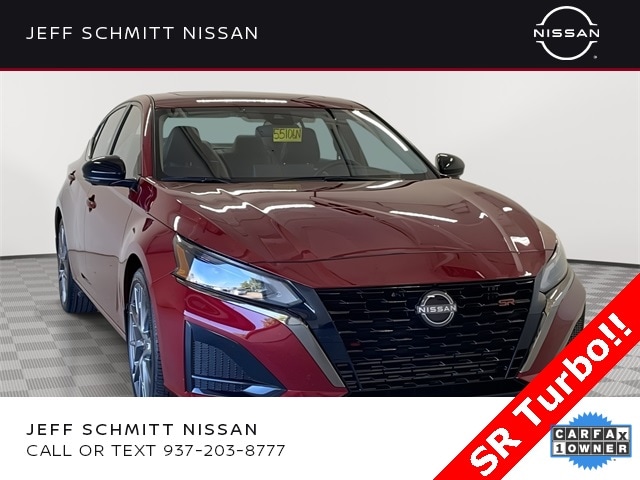 2024 Nissan Altima SR's photo