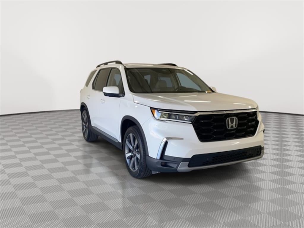 Used 2023 Honda Pilot Elite SUV