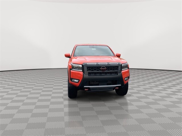 2025 Nissan Frontier PRO-4X photo 3