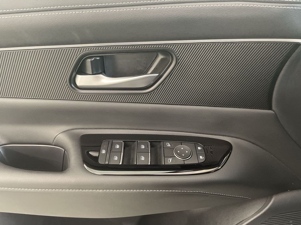 2025 Nissan Murano SV - Photo 25