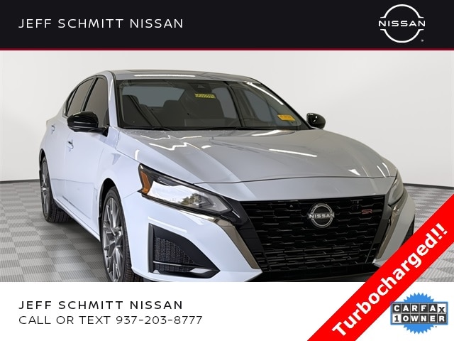 2024 Nissan Altima SR's photo