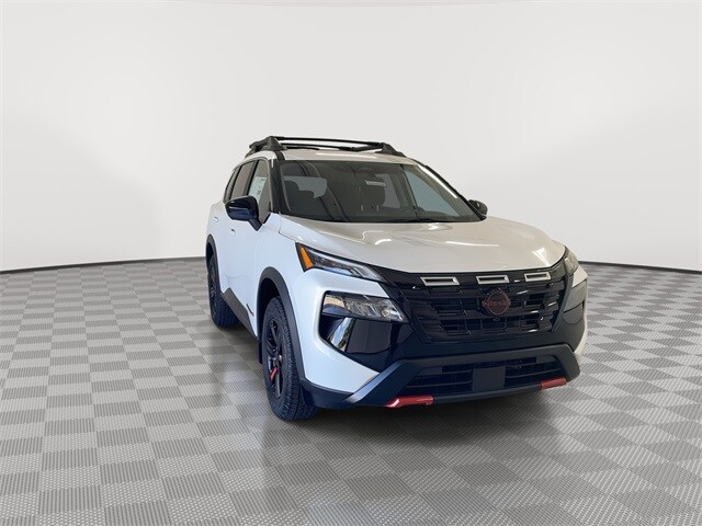 2026 Nissan Rogue SV photo 2