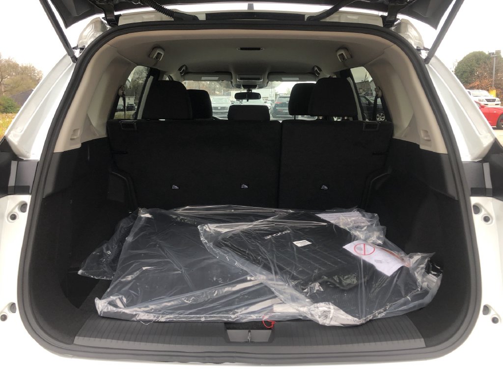2025 Nissan Rogue S - Photo 17