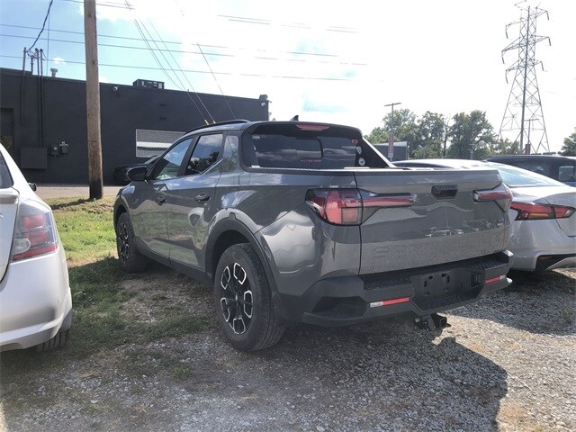 2022 Hyundai Santa Cruz SEL photo 2
