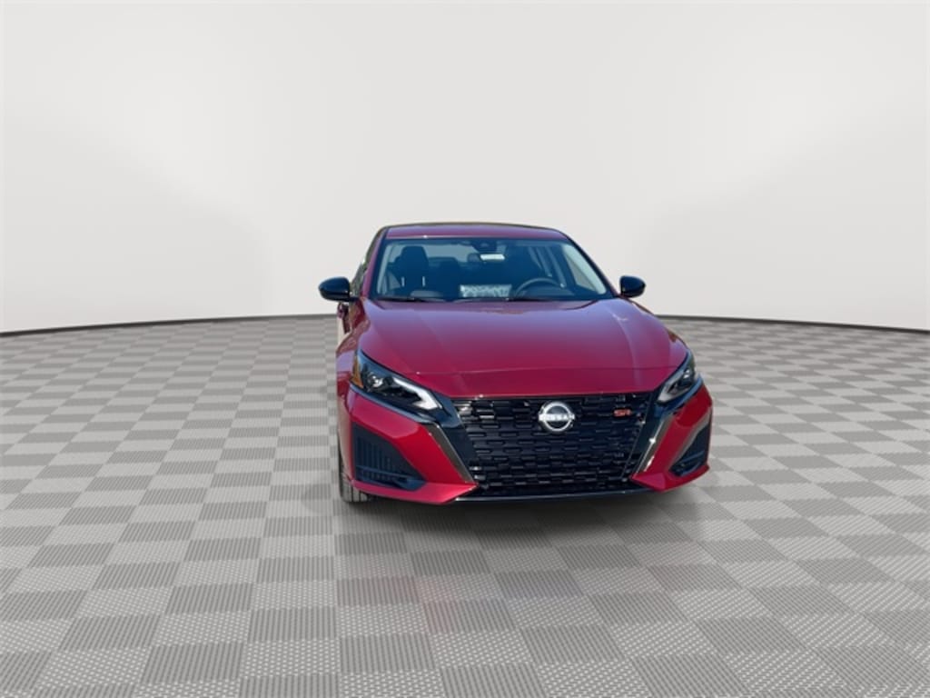 New 2025 Nissan Altima SR Sedan
