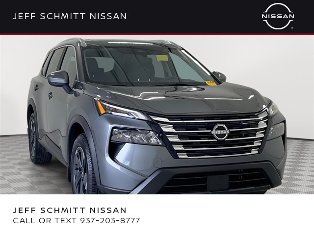 2024 Nissan Rogue SV's photo