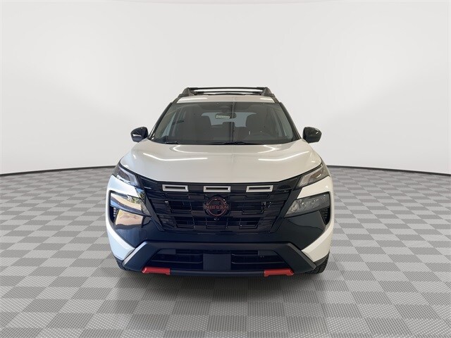 2026 Nissan Rogue SV photo 3