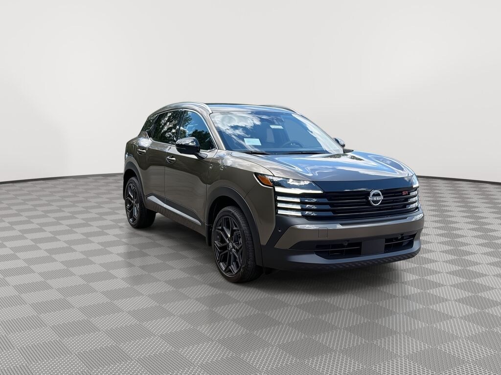New 2026 Nissan Kicks SR SUV