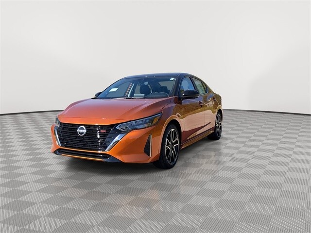 2025 Nissan Sentra SR photo 3