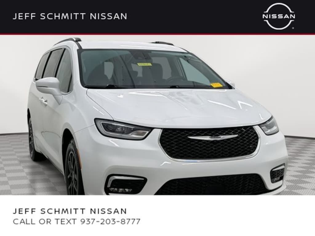 Used 2022 Chrysler Pacifica Touring L Van Passenger Van