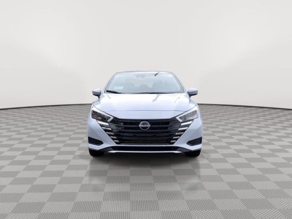 New 2025 Nissan Versa 1.6 SV Sedan