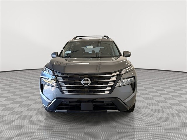 2026 Nissan Rogue Platinum photo 4