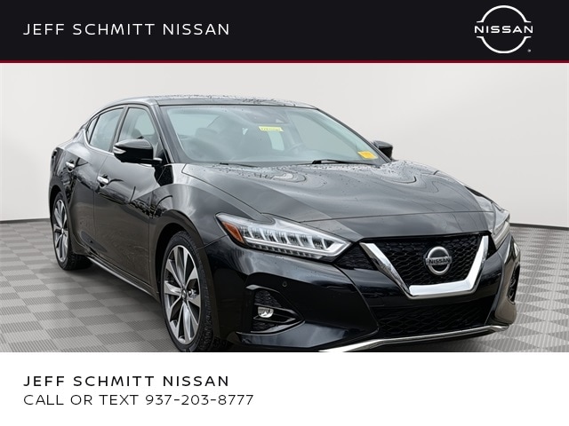 2019 Nissan Maxima Platinum's photo