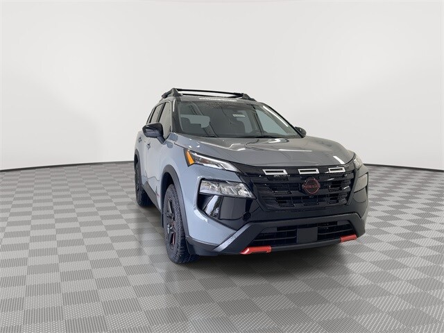2026 Nissan Rogue SV photo 2