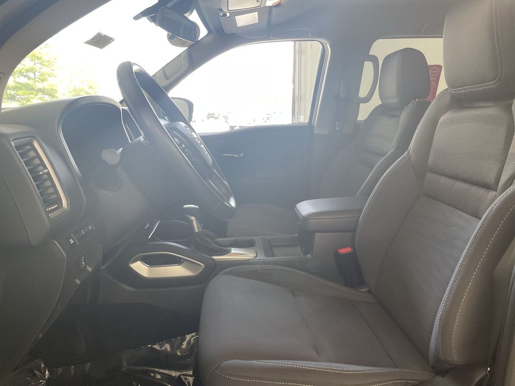2024 Nissan Frontier SV - Photo 19